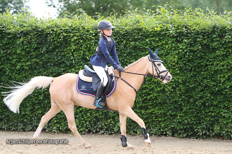 CH Wanneperveen 26-05-2022 Prijsuitreiking Pony's 80cm