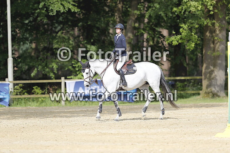 Samantha Alexis Mackenzie