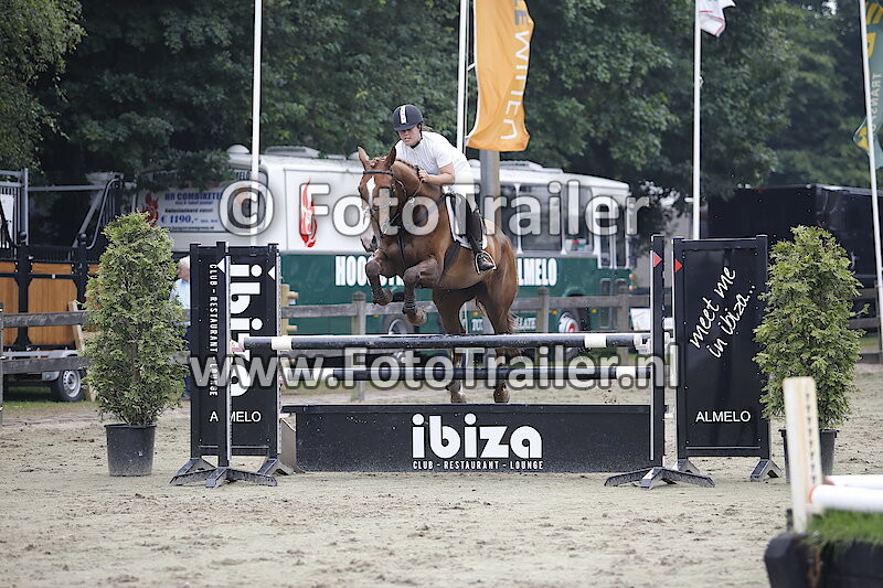 Sabrina van de Heide