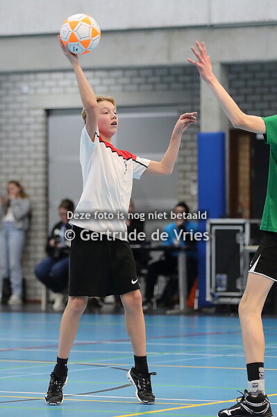 2024-12-30-U15-28-Zuid - Rotterdam Gertrude de Vries