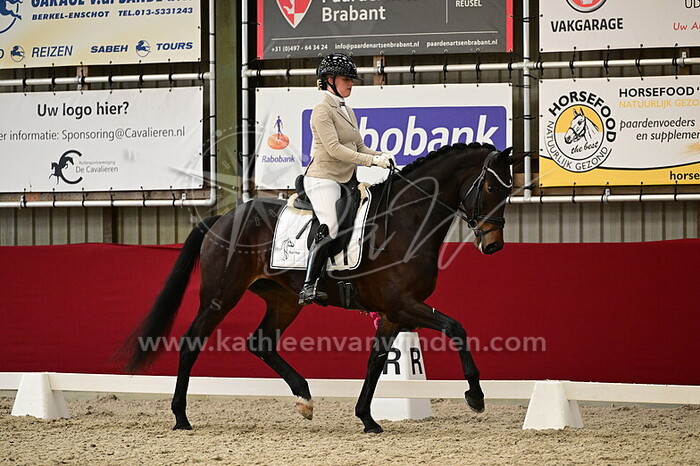 Megan Riemens - Rougette