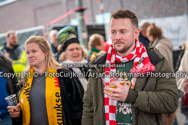 11 - 11 Onder de Torens