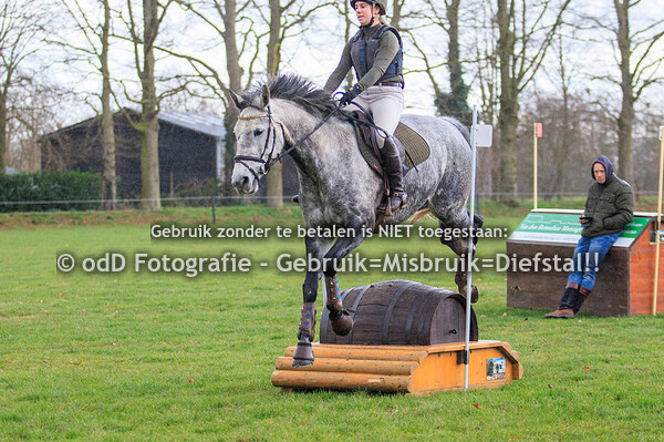 Crosstraining Margo van Nijnatten Tilburg Groep 5 12:15 04-03-23