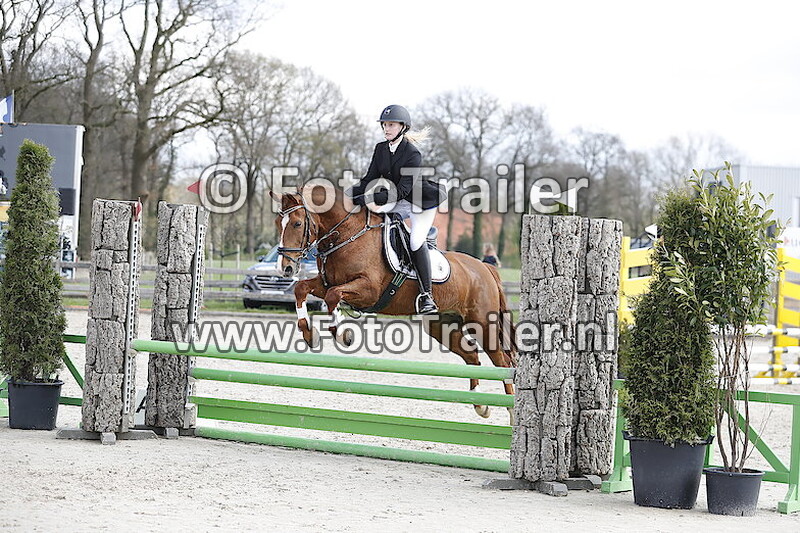 Frances Van der Linden