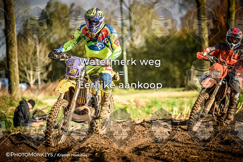 -- ONLINE -- OTR Veghel - Locatie 2 - Overige foto's/ spatbord kleuren