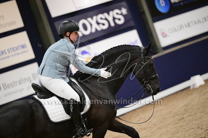 Laura Roling - Floris van de Terpen