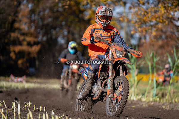 20241117 OTR Offroad Veghel spatbord oranje