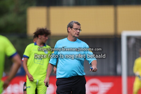 Scheidrechter Feyenoord O16 - KAA Gent O16
