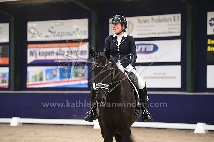 Donick Dontje - Night Dancer