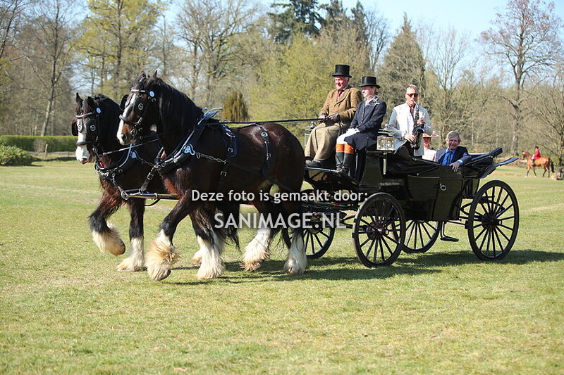 NK Jachtpaarden Maarsbergen 12-04-2025 Elegante hoedverkiezing
