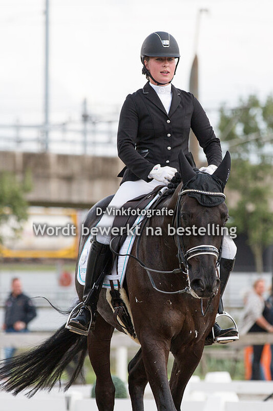 Carola Kral - Fearless