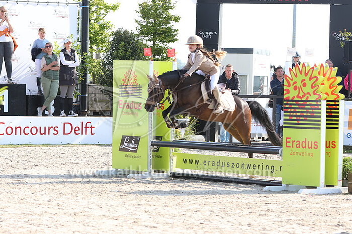 Selin van Vliet - KSH Sky High Jumper