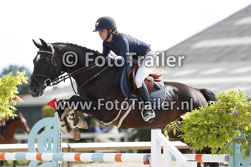 daphne van der schaar