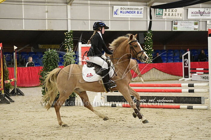 Fleur Paquot - Money Maker