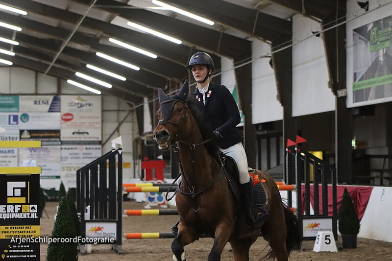 Indoor Hartje Drenthe Pony's 07-01-2023 120-130cm Prijsuitreiking