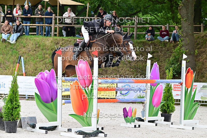 9 Springen Klasse Z  (1.30) Klassiek op tijd art.238.2.b met barrage