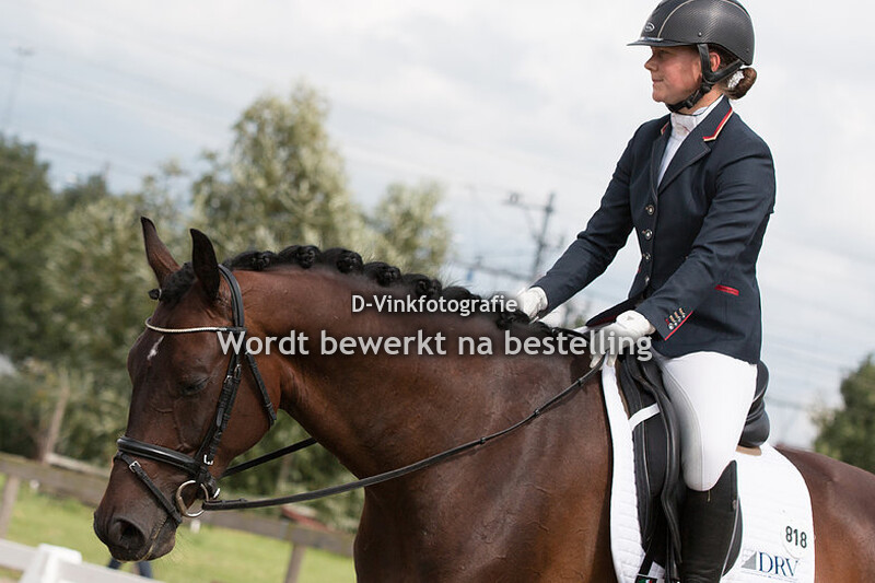 Agnes Romijn - Square a global star