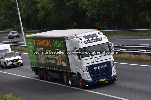 15-8-2025 Truckspotting A7 Drachten Fietsbrug