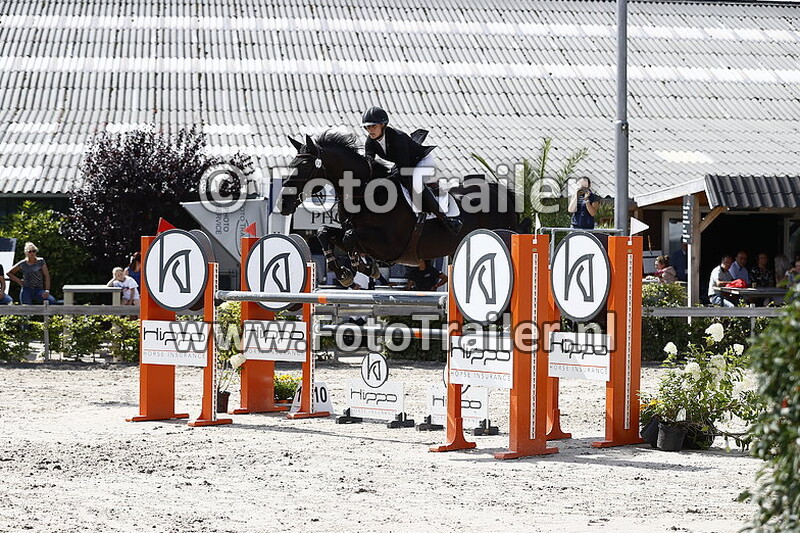 anneke niels van wijngaarden