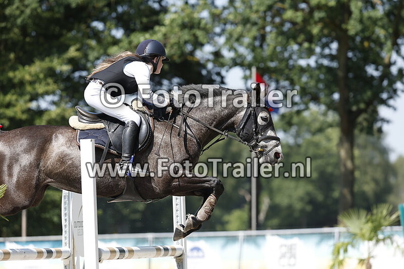 milou van der veeken