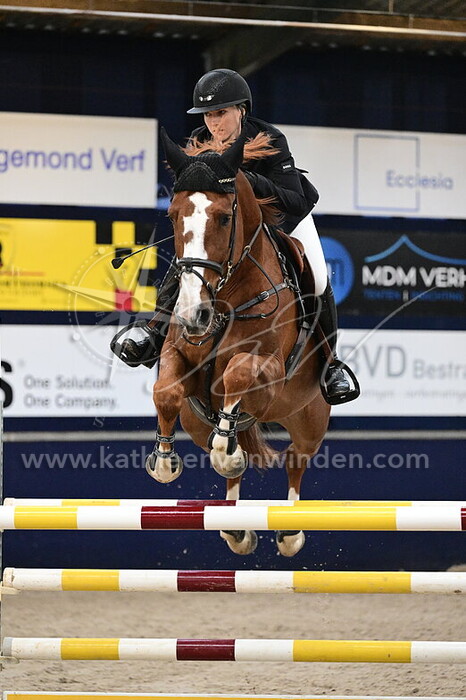 Amber Fijen - Chaquilta Grand PS