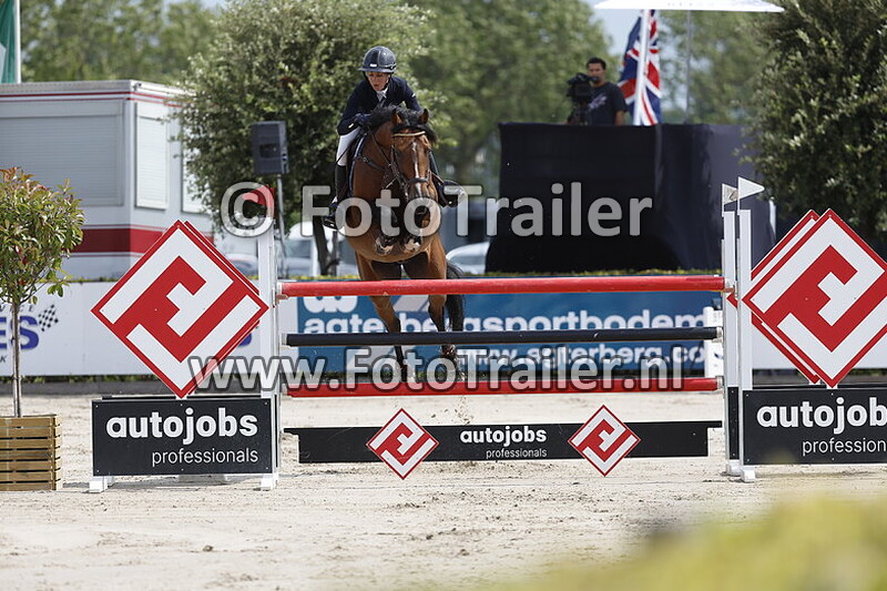 oda charlotte lyngvaer