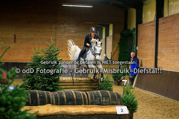 Indoor SGW De Mortel Training groep 22 19.30 28-12-22