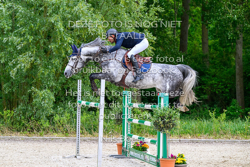 17 Klassiek paarden 1.35 m MB-ZB
