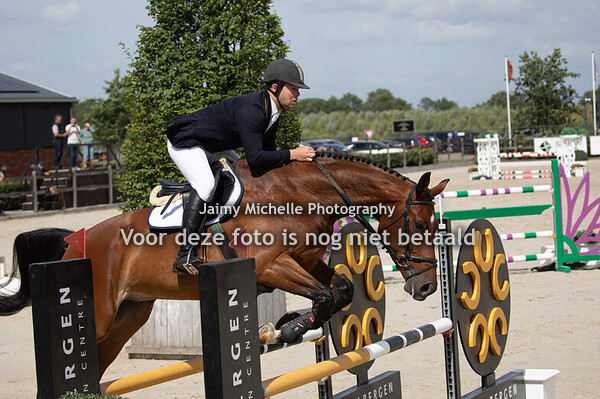 Maikel Steeghs - Oriento