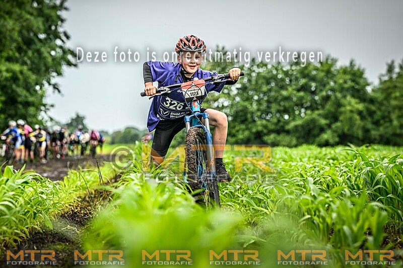 -- ONLINE -- Hel van Harkema 06-07-2024