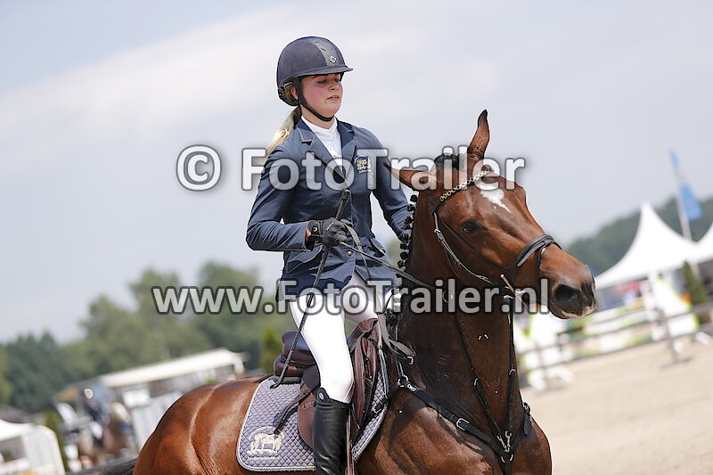 Isabelle van Straaten