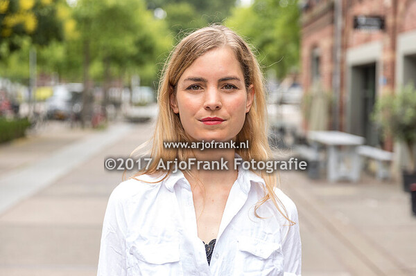 Gouden Tegel Handafdruk Hannah Hoekstra