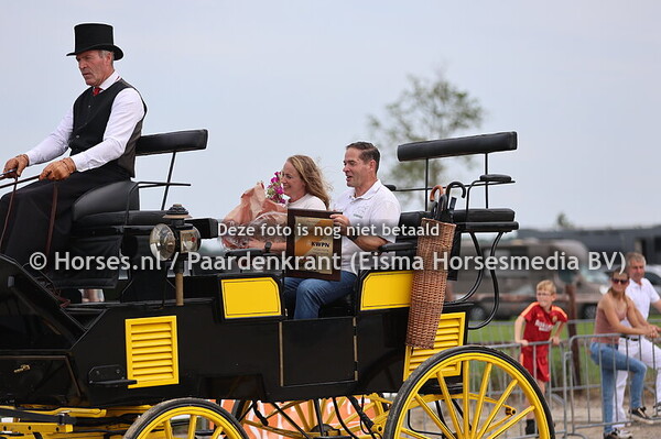 huldigingen pref prest en fokker van t jaar
