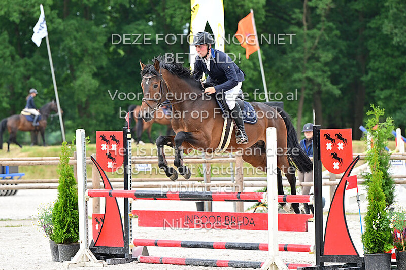 2 Oefenspringen paarden 100 cm