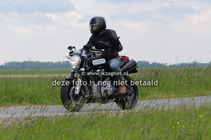 Elfstedentocht Motoren en Auto's 2024, Locatie Harlingen, 14.00 - 14.10 uur