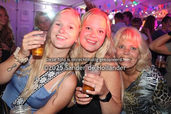Tim & Faab in de grote tent Kermis Nootdorp