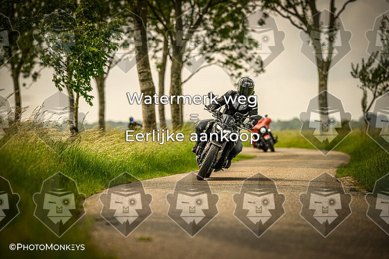 Elfstedentocht voor Motoren/ Locatie Franeker/ 15:00 - 16:00   -- ONLINE --