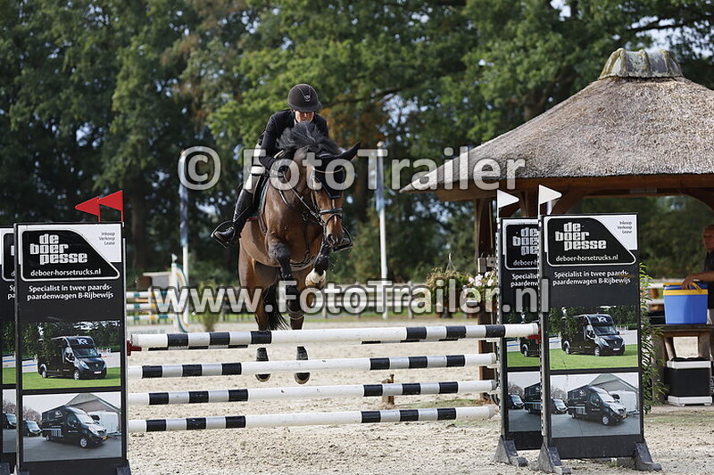 monique van den broek