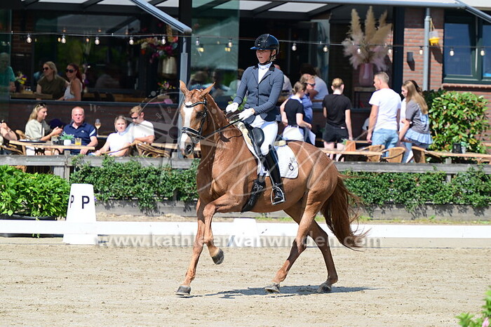 Myrthe Wedda - Ovasion