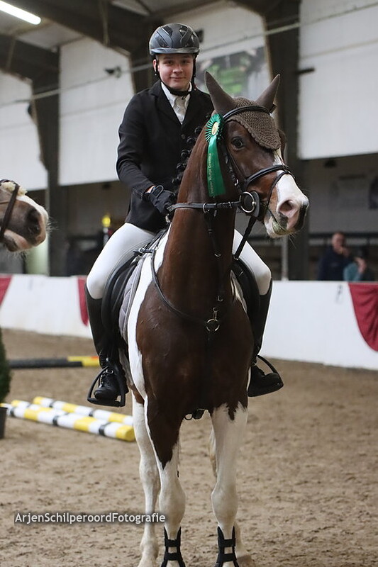 Indoor Hartje Drenthe Pony's 07-01-2023 90cm Prijsuitreiking