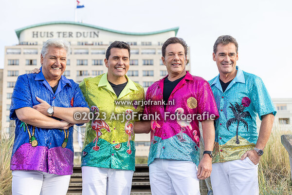 Toppers Club Tropicana (kickoff)