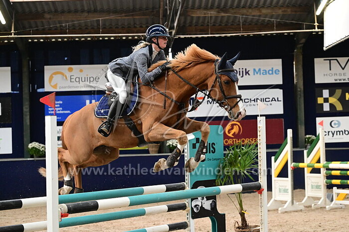 Liv Huijbregts - Prison Breaker