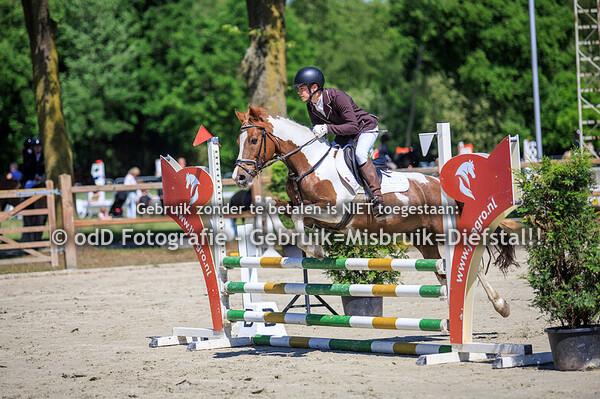 PonySpektakel De Vosberg 80cm-cde 11-05-25