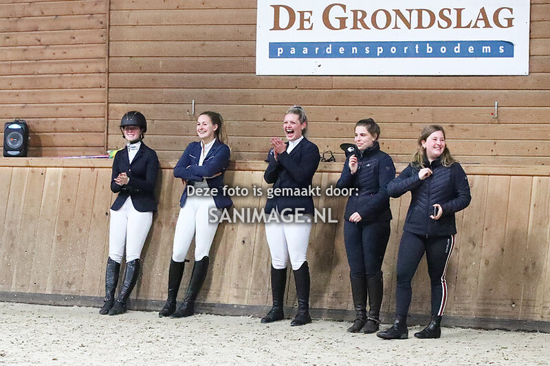 PV Midland Clubkampioenschapppen pony-wissel en stokpaardjes 15-04-2022