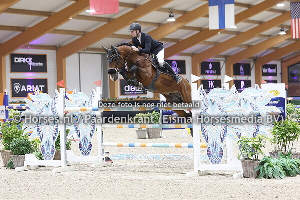 19-11-24 Hengstencompetitie Kronenberg springen