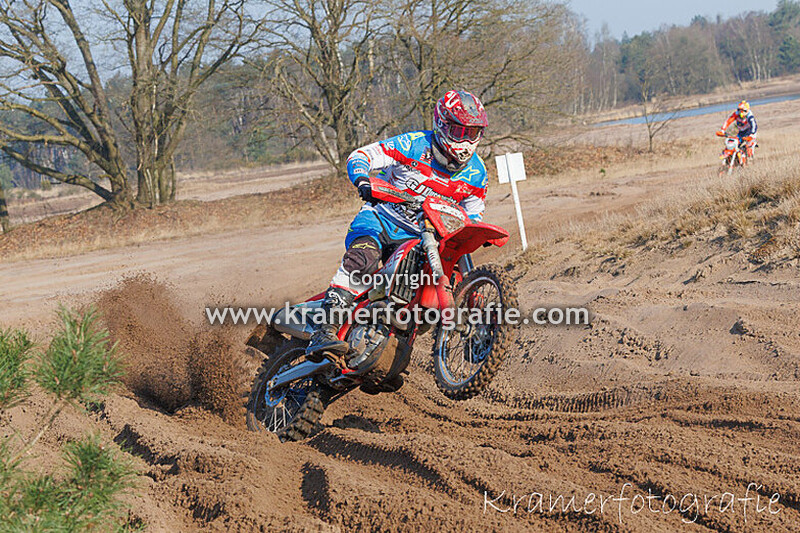 Zondag ... Rood en Oranje Spatborden