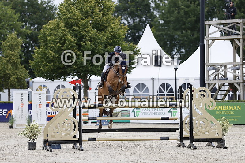 victoria delville cutts