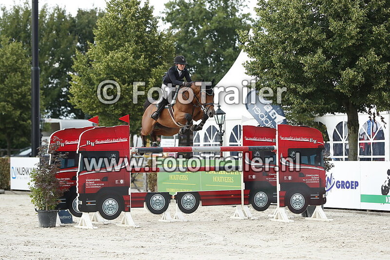 monique van den broek