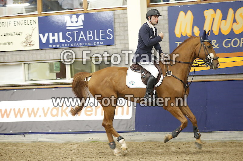 S14 - Medium Tour With Jump Off 1m40