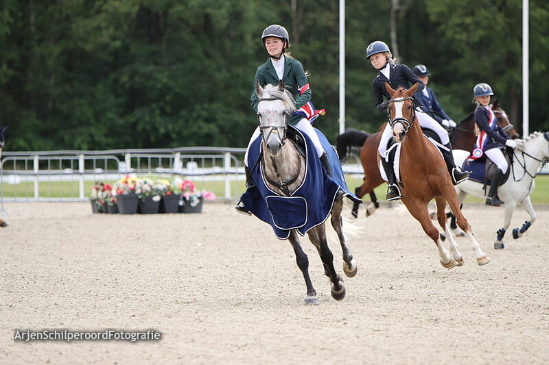 Friese Kampioenschappen 02-07-2022 Pony's Prijsuitreiking 50-110cm